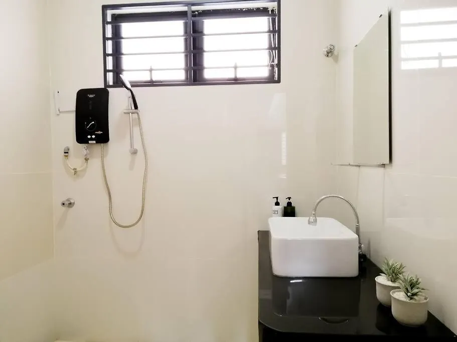 The 29 Bungalow Setapak Kl By Manhattan Group Куала-Лумпур 0*,